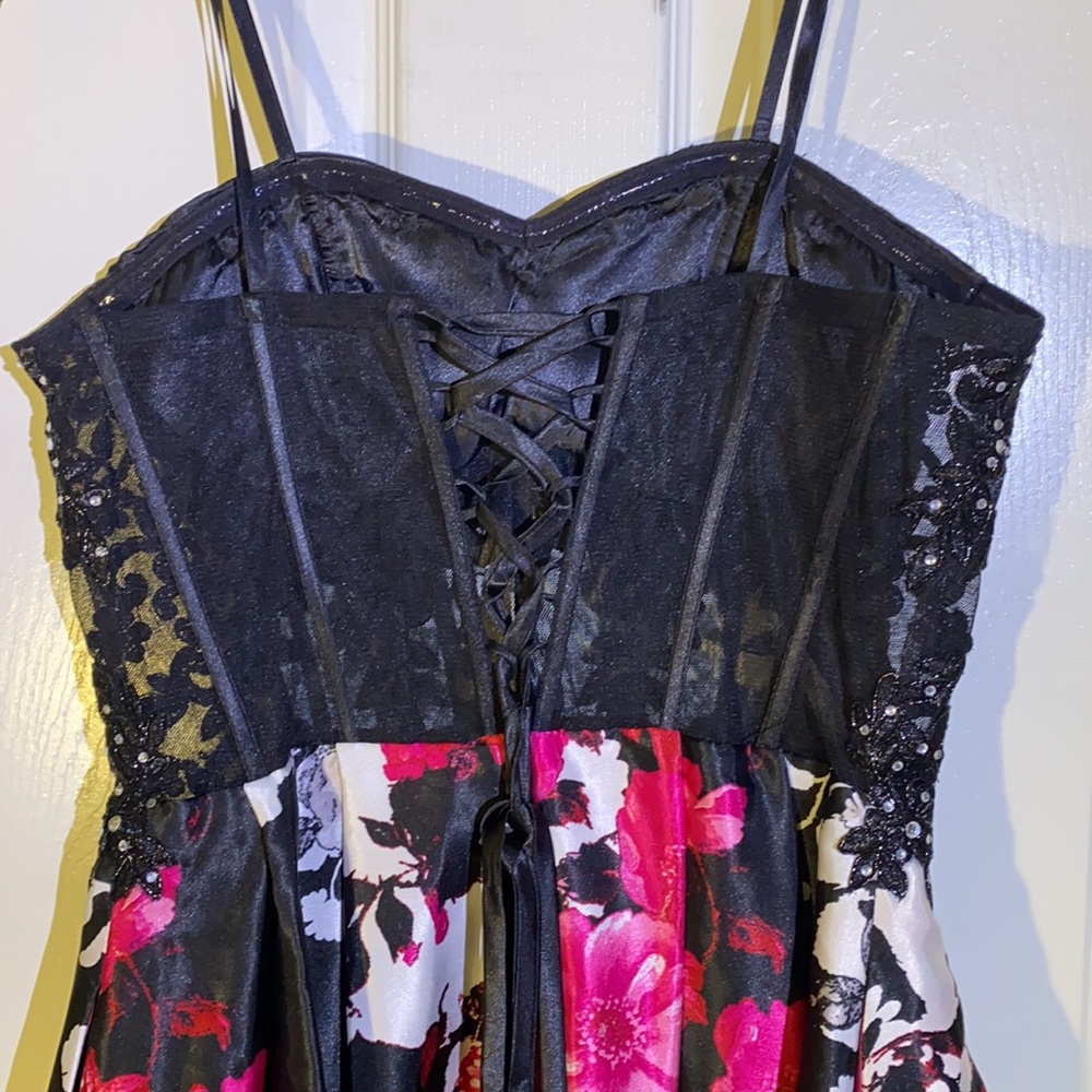 Excellent Used Condition - Picture 2 of 3